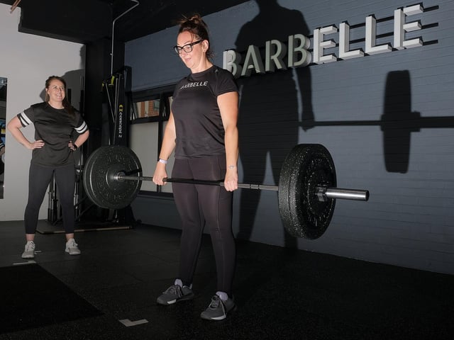 Barbelle gym owner Abi Duran training Emma Noble.