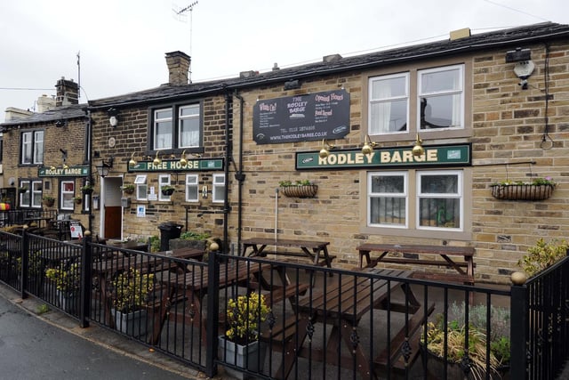Located on the canal in Rodley, this local pub is the perfect place for a meal after a long walk with the family. Rated 3.5 stars