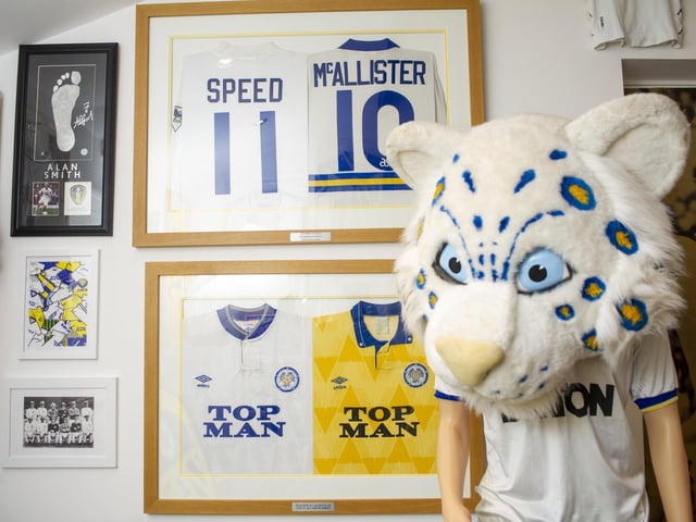 The head of mascot Kop Cat.