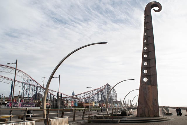 The High Tide Organ constructed in 2002 is designed by the artists Liam Curtin and John Gooding. The 15 metre (49 ft 3 in) tall instrument is played by the sea at high tide through eight pipes attached to the sea wall.