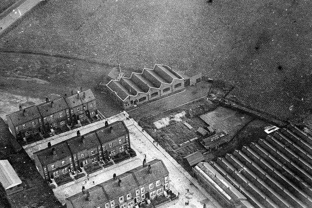 An aerial view of the Hudson Road factory, which by 1925 was the largest in the world.