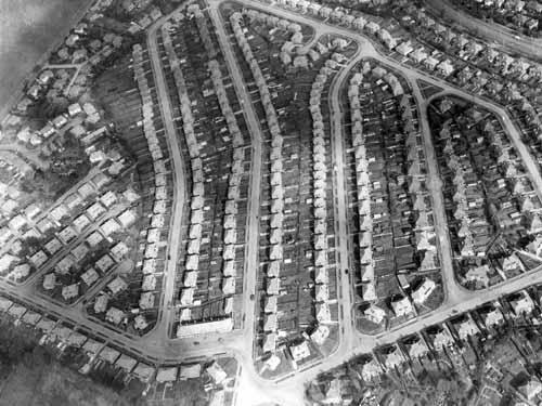 This private suburban estate was built in the 1950s. It is located between Stonegate Road, top left, Scott Hall Road, top right and Stainbeck Road out of the picture below.