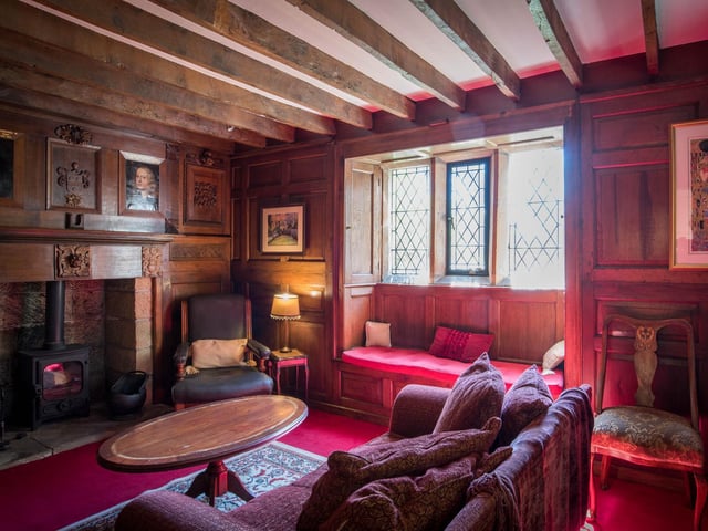 Magnificent oak panelling