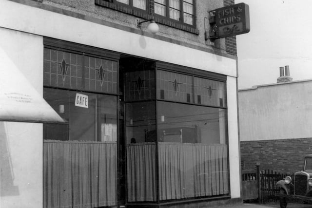 Do you remember this chippy on Barkly Parade, Dewsbury Road in Beeston? This photo dates back to March 1938