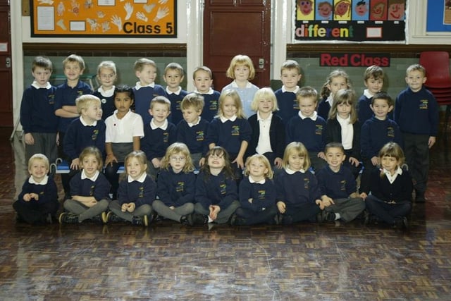 Copley Primary School new starters in 2004.
