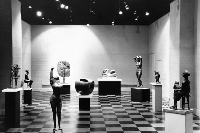 The new sculpture gallery in the Leeds Art Gallery was open for visitors in September 1962.