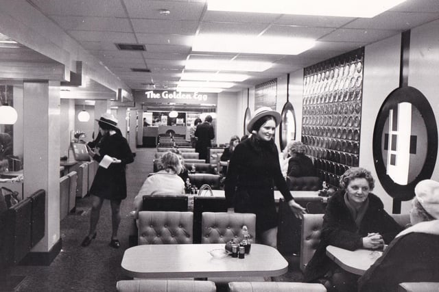 Do you remember these eaterie on Briggate pictured here in December 1971?