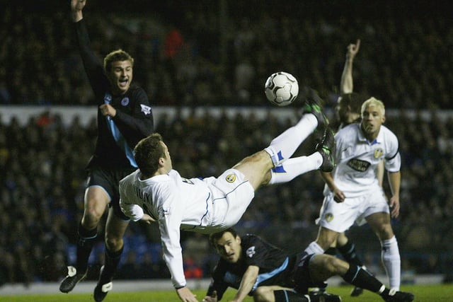 Viduka scored with this overhead kick as Leeds beat the Foxes 3-2 at Elland Road.