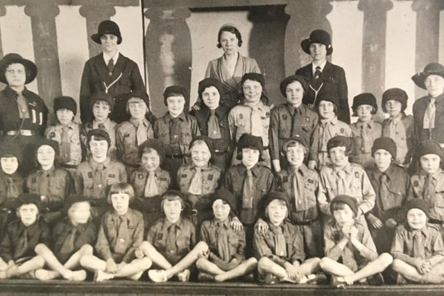 Here is a photograph of the Castleford Parish Church brownies, pictured in 1926