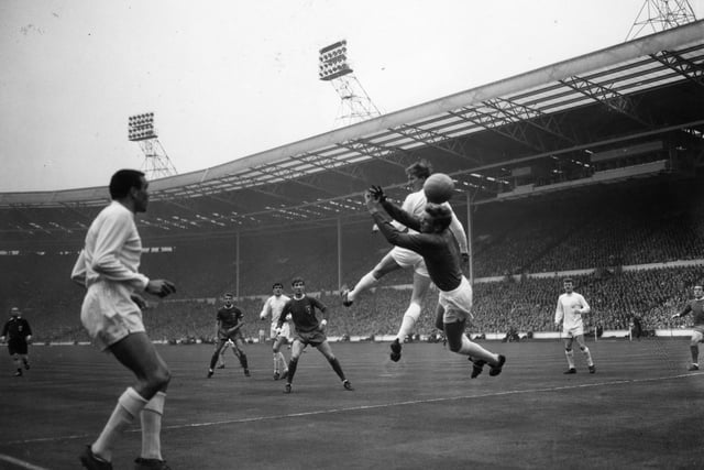 Gary Sprake and Jack Charlton defending at Wembley during the FA Cup final with Liverpool in may 1955.