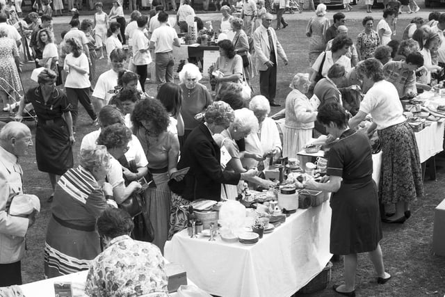 Wrightington Hospital garden party in 1990