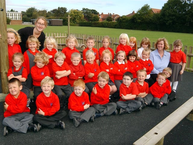 Newby & Scalby School in 2003, teacher Jenny Britton's (R) new faces, with teaching asstistant Liz Morrell, in class RJB.