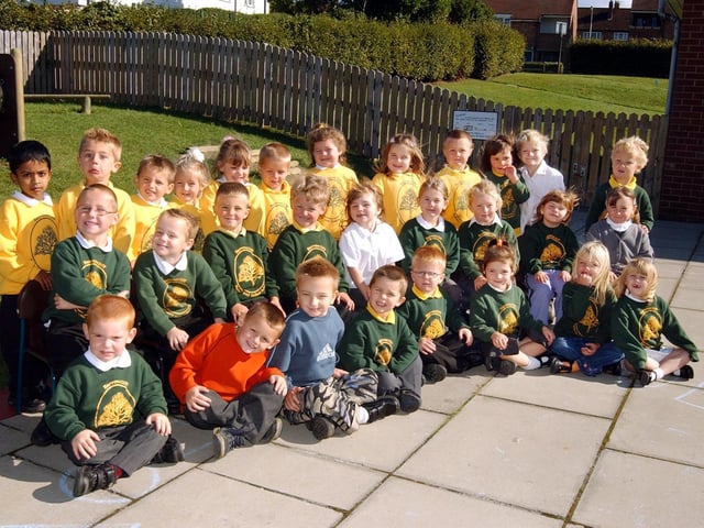 New starters at Barrowcliff Infants School in 2003; Miss Waelher's Class 9.