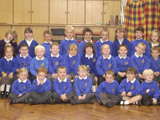 Gladstone Road Infants in 2003, Reception Yellow.