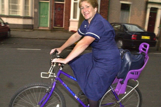 ‘On yer bike !’ District Nurse Lynda Greaves sets off on her rounds from Fleetwood Health Centre