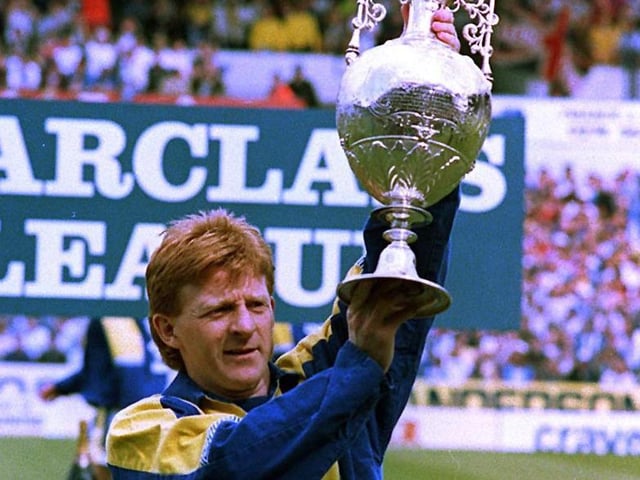 Gordon Strachan lifts the Division One trophy ahead of the clash with Norwich City at Elland Road in May 1992. The Whites won 1-0 thanks to a goal from Rod Wallace.