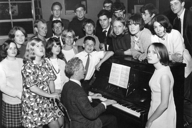 Led by their pianist Jim Kennedy, the Bright Ideas rehearse at Garforth Youth Club in July 1968.