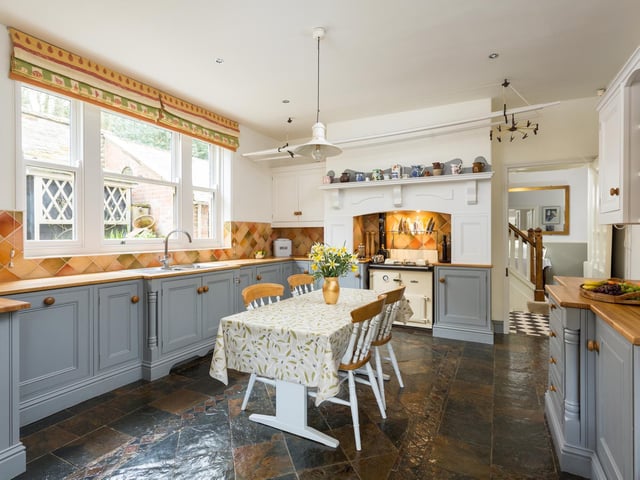 The attractive farmhouse kitchen