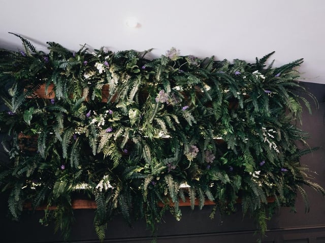 Highlights include foliage walls, crisp white tiling and an eight foot Catch sign. The decor compliments the food perfectly, allowing diners to enjoy seafood in a relaxed, modern environment.