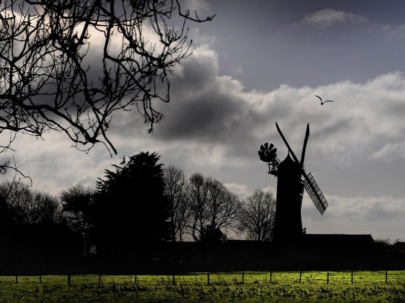 As you approach Skidby, near Beverley, you will see the impressive four-sailed mill standing on top of the hill. The gorgeous Millhouse Restaurant is worth a visit. Drive: 1hr 15min