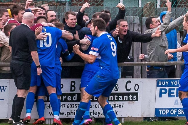 PHOTO FOCUS: Whitby Town v Scarborough Athletic / New Year's Day 2019