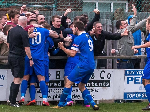 PHOTO FOCUS: Whitby Town v Scarborough Athletic / New Year's Day 2019