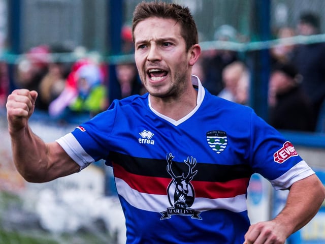PHOTO FOCUS: Whitby Town v Scarborough Athletic / New Year's Day 2019
