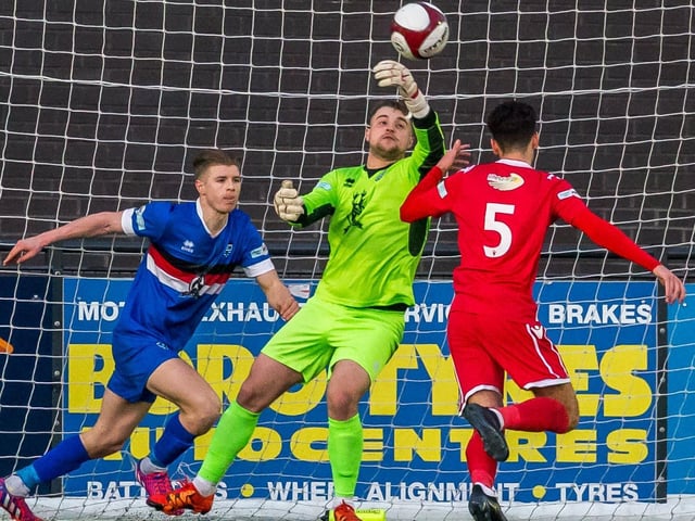 PHOTO FOCUS: Scarborough Athletic v Whitby Town / November 2019