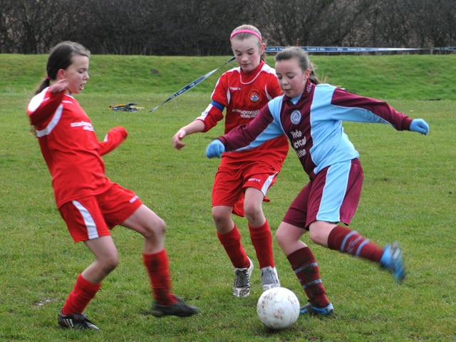 Recognise anyone? Tweet @SN_Sport with any details