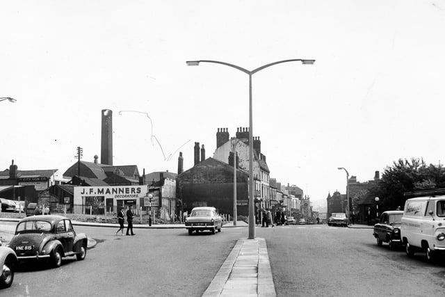 Share your memories of Leeds in 1959 with Andrew Hutchinson via email at: andrew.hutchinson@jpress.co.uk or tweet him  - @AndyHutchYPN