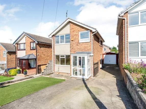 Deceptively spacious throughout, the property has flexible living space to the ground floor and three generous bedrooms to the first floor.

The ground floor has a semi open plan living kitchen with a living/dining space and a modern kitchen.