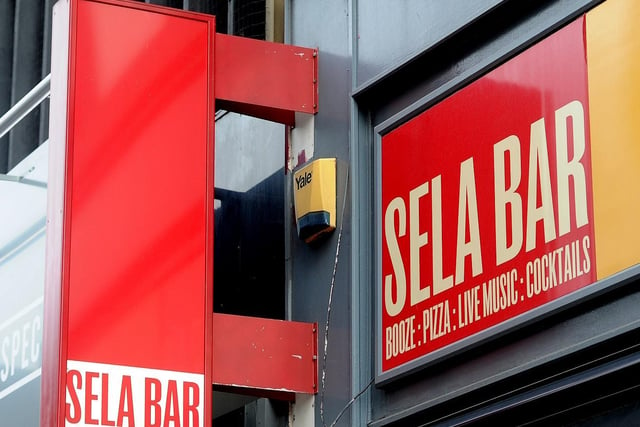 Sela Bar's hot dog truck has offered to work with schools or organisations in Leeds to hand out free lunches for children during half term