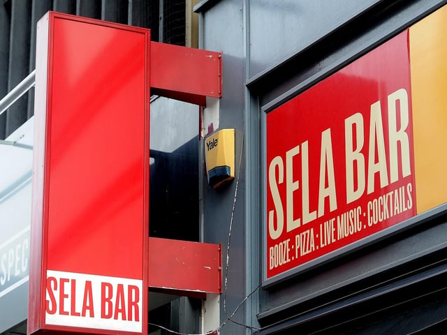 Sela Bar's hot dog truck has offered to work with schools or organisations in Leeds to hand out free lunches for children during half term