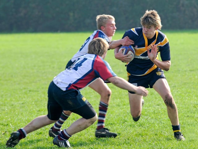 Tweet us via @SN_Sport with any details on these pictures
