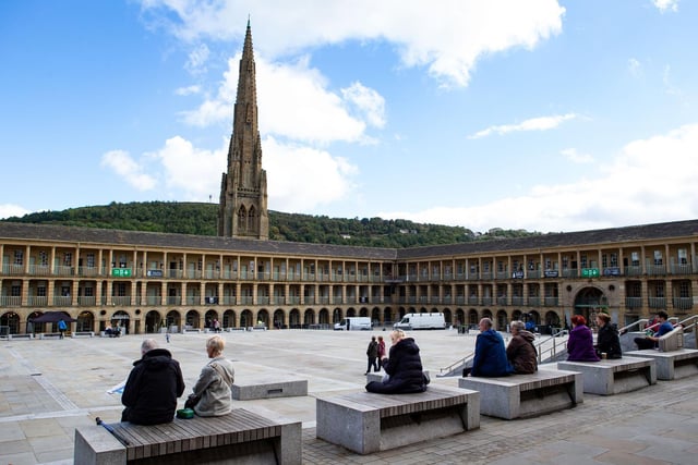 The famous Piece Hall was built between 1775 and 1779 as a cloth market for the display and sale of pieces of worsted and woollen cloth. It is said to be haunted by market men who were murdered there.