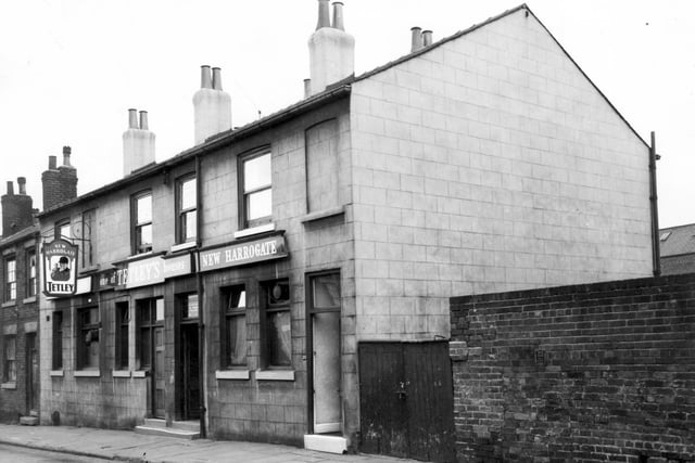 Do you remember the New Harrogate public house on Anchor Street in Hunslet? Pictured in June 1964.