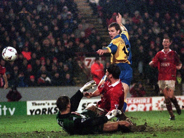 Derek Lilley scored his one and only goal for Leeds United at Oakwell in a five goal thriller in November 1997.