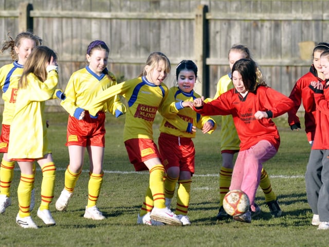 Tweet us @SN_Sport with any details on these photos
