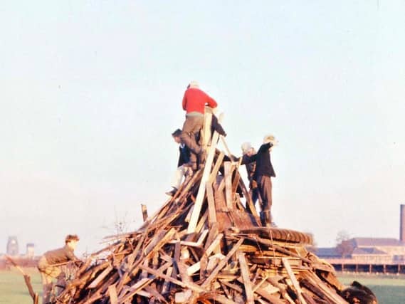 Enjoy these Bonfire Night memories from around Leeds. PIC: David Atkinson Archive, Leodis
