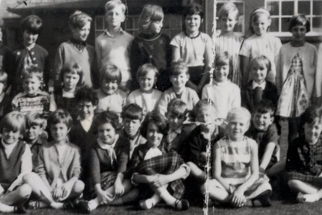 RETRO 1967 - Pupils at St James CE Primary School Orrell (more recently renamed Newfold CP School)