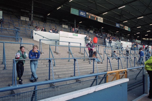 Nearly 7,000 seats replaced the terracing the following season as Elland Road became an all-seater stadium. It was renamed the Don Revie Stand in honour of the club's former manager.