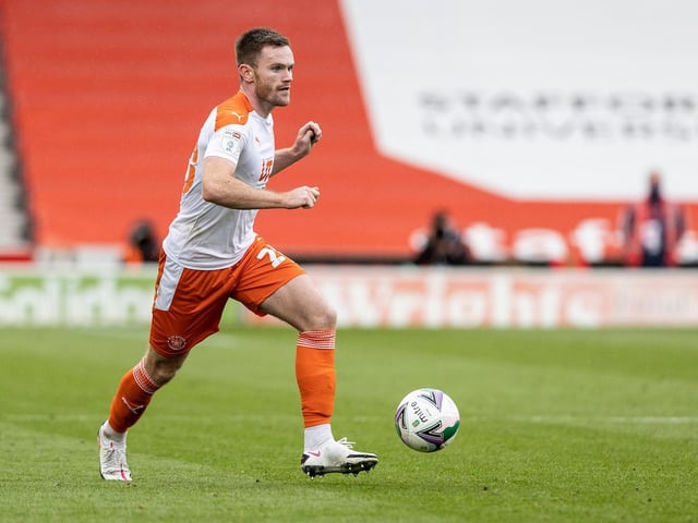 Kept things nice and simple and recycled possession well in an unfamiliar midfield role. Better suited at right-back.