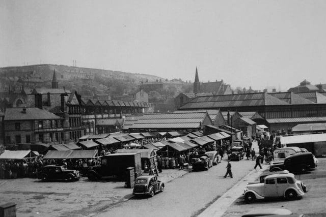 Dewsbury open air market in May 1947.