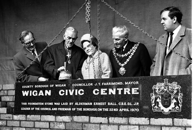 Laying the foundation stone to begin work building a new civic centre on Millgatem in 1970