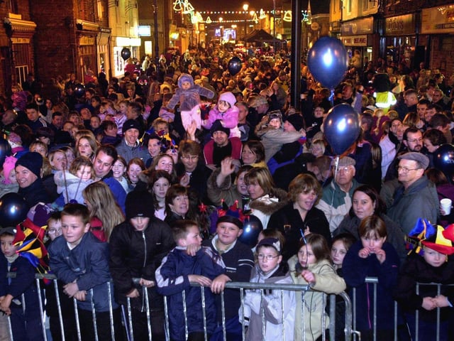 A large crowd turned out for the Rothwell Christmas lights switch on by Coronation Street star Jack P. Shepherd and Leeds United caretaker manager Eddie Gray.