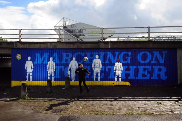 Jameson Rogan created this mural of the First Division title-winning team of 1991-92 on the Lowfields Way underpass at Elland Road (photo: Simon Hulme).