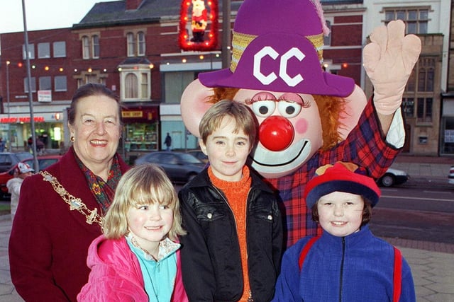 Three youngsters who won a competition sponsored by Whitbread became VIPs for the day when they switched on the St Annes Christmas lights. Pic shows Mayor of Fylde Cllr. Anne Smith, Charlie Chalk, and L-R: Kirsty Duguid, Charlie Carr, and Laura Curzon,1998