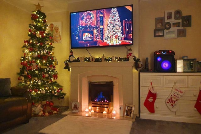 Another twinkly Christmas scene from Laura Thomas