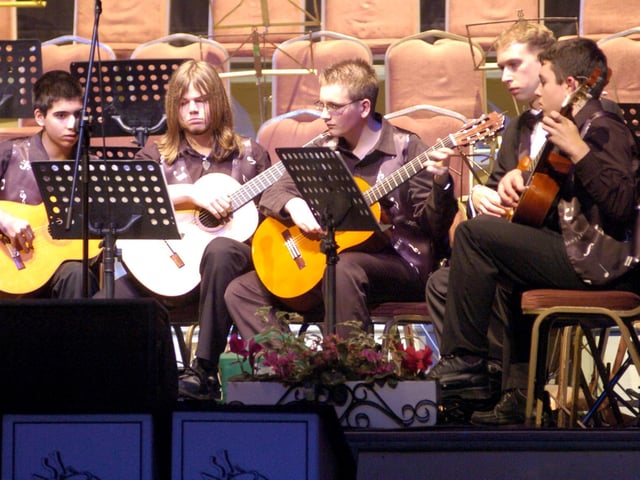The Scarborough Area Music Centre gala concert – members of the
guitar ensemble perform on stage.