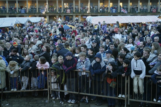 Crowds gathered at The Piece Hall for the Halifax Christmas Lights Switch On back in 2002.